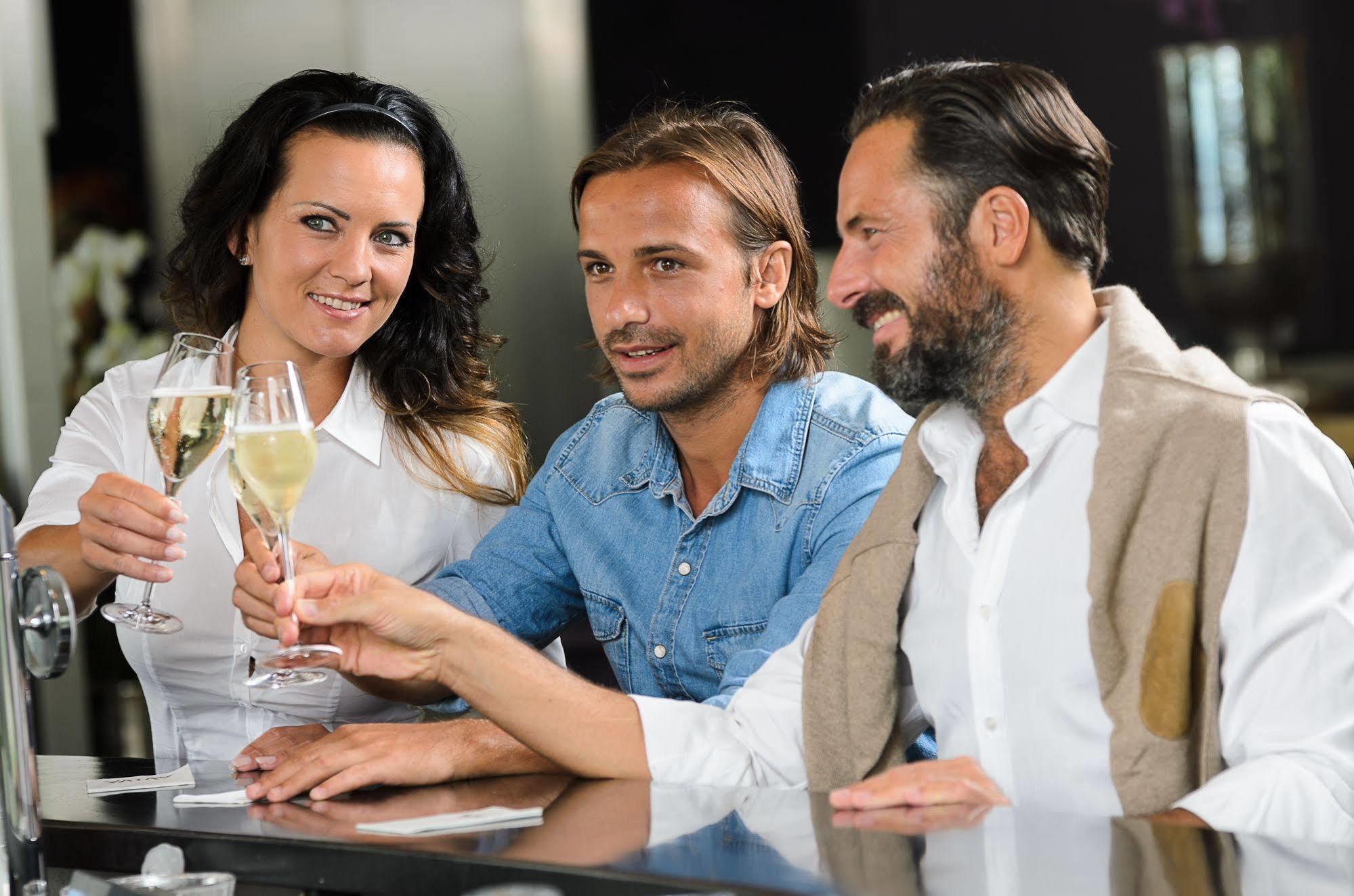 ホテルAviva Superior Make Friends Sankt Stefan エクステリア 写真